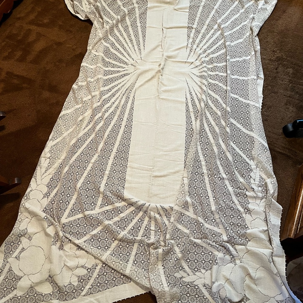 Vintage antique lace rectangular table cloth ~ 57 X 78 (confirm upon offer)